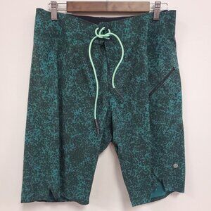 Lululemon Mens Board Shorts Size 34 Green Swim Beach Vacation Travel Summer